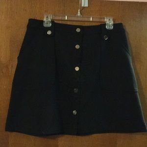 New York and Co snap skirt